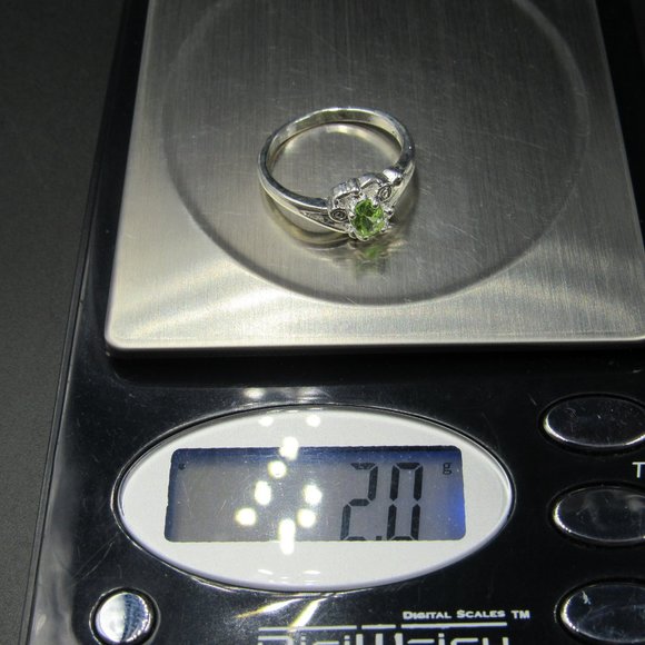Size 7.25 Sterling Silver Bright Green CZ Sea Ring - Picture 6 of 6